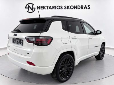 Jeep Compass AT6 / 4X4 S