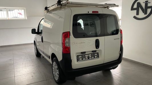 Peugeot Bipper Van