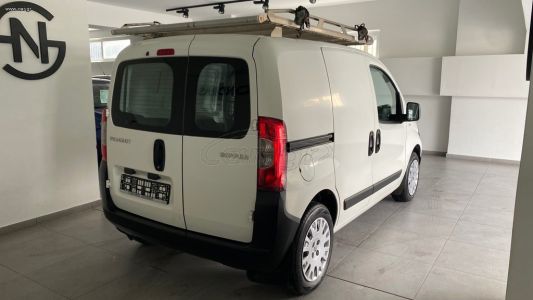 Peugeot Bipper Van
