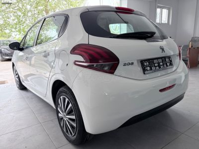 Peugeot 208 Van
