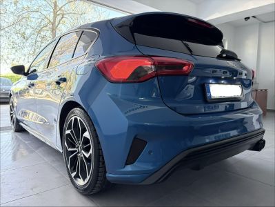 Ford Focus  ST Line