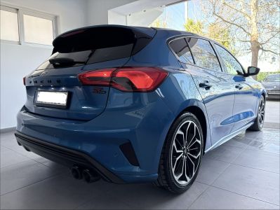 Ford Focus  ST Line
