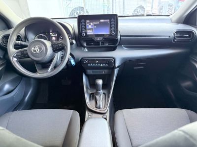 Toyota Yaris Hybrid / Active 