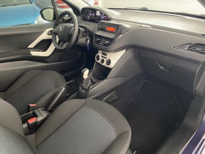 Peugeot 208 1.0 Petrol