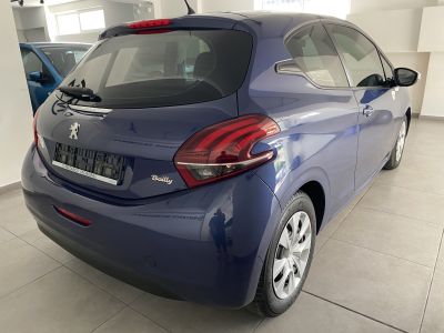 Peugeot 208 1.0 Petrol