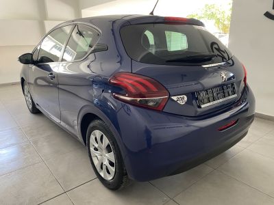 Peugeot 208 1.0 Petrol